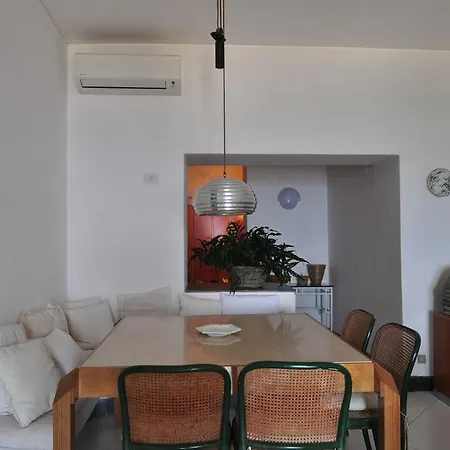 8 Timpone Apartment